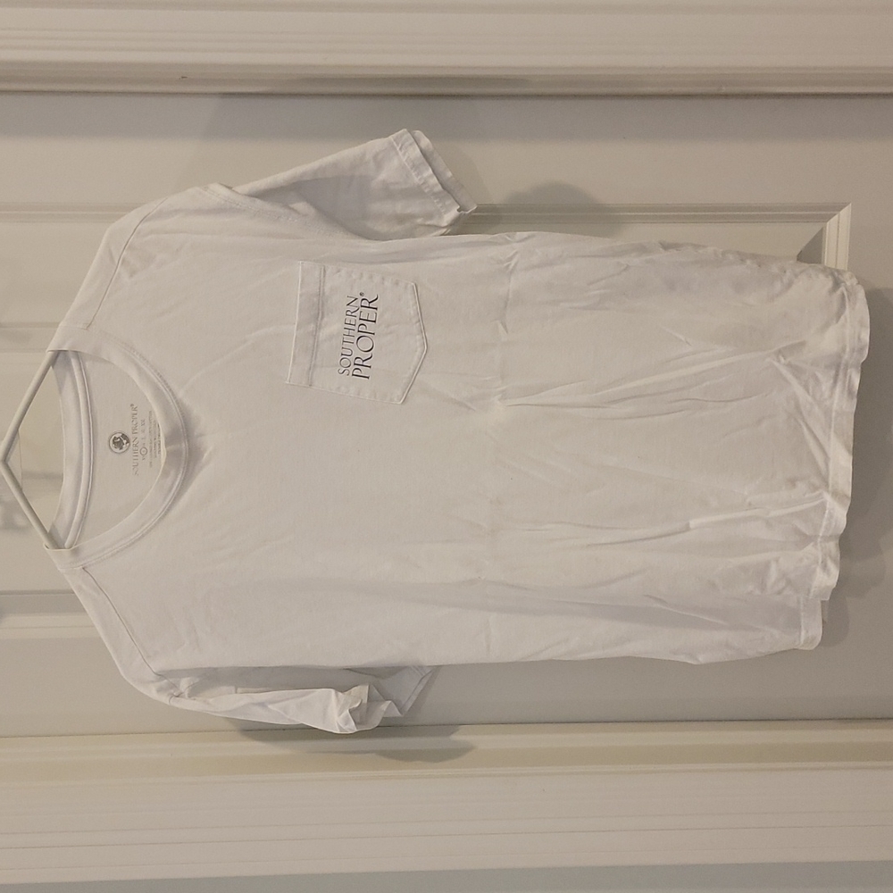 Southern Proper mens small tee.